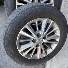 215/60R16 タイヤホイール　トヨタ
　クラウンの画像