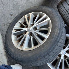 215/60R16 タイヤホイール　トヨタ
　クラウンの画像