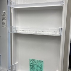 【トレファク高槻店】安心の1年間保証！取りに来れる方限定！Hisense（ハイセンス）の2ドア冷蔵庫のご紹介です！の画像