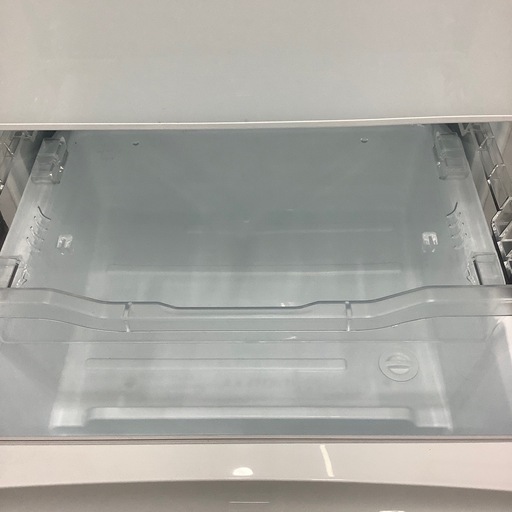 【6ヶ月保証付き！！】TOSHIBAの5ドア冷蔵庫のご紹介です！！