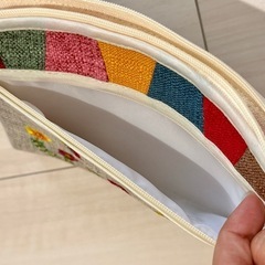 【未使用】韓国の花柄ポーチの画像