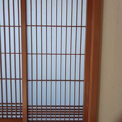 小窓引き戸２枚の画像