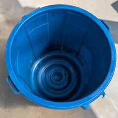 ゴミ箱（屋外用）の画像