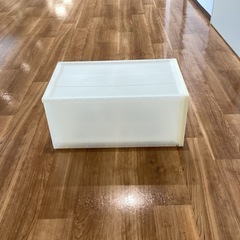 プラ衣装ケース【町田市再生家具】　0901Bの画像