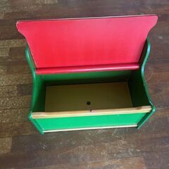 木製おもちゃ箱(ベンチ)の画像