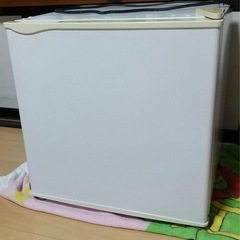 コンパクト冷蔵庫 ER-D50WH 46L ユーイング 1ドア シンプルの画像