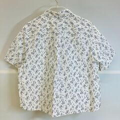 UNIQLO コットンショート半袖シャツ（オフホワイト/花柄）XLの画像