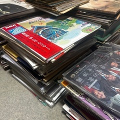 大量のレコードの画像