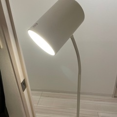 フロア　スタンドライトの画像