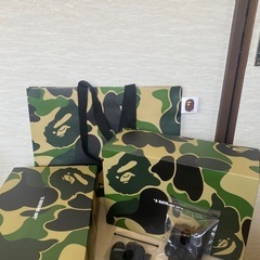 Bathing Ape BAPE シューズボックス　ショップ袋　シューズレースの画像