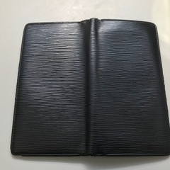 ルイヴィトン エピ 2つおり 長財布 ブラザの画像