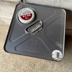 ペンキ　クリーム色　16kg　新品未開封の画像