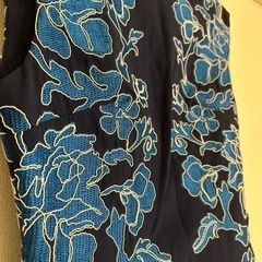 花柄刺繍ワンピースの画像