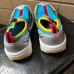 Achilles子ども靴(16センチ)😊未使用品の画像