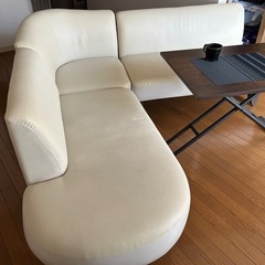 ソファの画像
