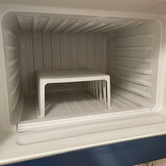 【動作確認済！】美品！ 冷蔵庫 2ドア シャープ 89L の画像
