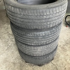 ヨコハマ　ブルーアース　225/60R17 4本　2017年