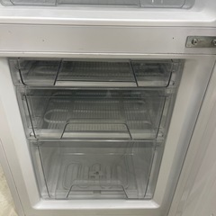 アイリスオーヤマ　2020年製ノンフロン冷凍冷蔵庫　IRSD-14A-Wの画像