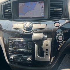 値下げ‼️平成30年エルグランド‼️車検付き‼️88,000キロ‼️の画像
