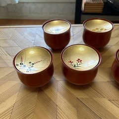 漆器の汁椀の画像