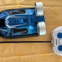 新品　
水陸両用ラジカセの画像