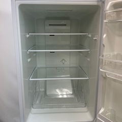 REFAGE  2023年製ノンフロン冷凍冷蔵庫　YRZ-F15LW の画像