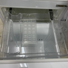 REFAGE  2023年製ノンフロン冷凍冷蔵庫　YRZ-F15LW の画像