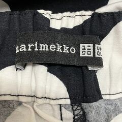 UNIQLO×Marimekko ワイドクロップドパンツ（ブラック＆ホワイトドット）Lの画像