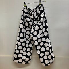 UNIQLO×Marimekko ワイドクロップドパンツ（ブラック＆ホワイトドット）Lの画像