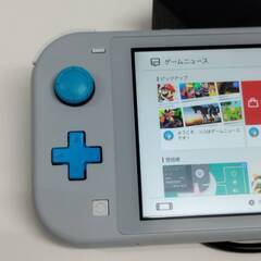 Nintendo Switch Lite/HDH-001/2019年製/ポケモンコラボデザインの画像