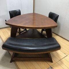 ダイニングセット 木製テーブル 回転椅子2脚 ベンチセット ナチュラルブラウン 食卓 4人用 家族用 ベトナム製　【糸島市内 送料無料】250901-6の画像