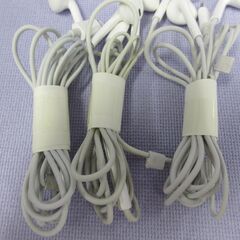 ( M-822 )iPhone用 イヤホン ３個まとめて まとめ売り 中古 動作確認済みの画像