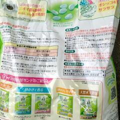 ペット用品　3点　消臭抗菌シート　サンド　使用済みの画像
