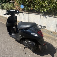 緊急値下げ‼️88000→45000スズキレッツ・現行車です❗️外装色やけの為格安で出します🤗燃費のいいSEPエンジンです🤗の画像