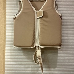 ライフジャケット　スリーコインズの画像