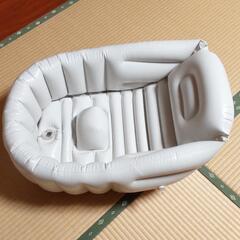 ◆美品◆ リッチェル ふかふかベビーバス グレージュ 沐浴 ベビー用品 赤ちゃん お風呂 の画像