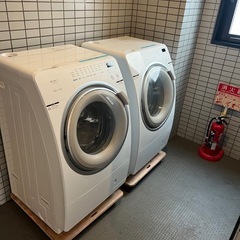 ⑦展示品　今年発売　山田電気　ドラム式洗濯乾燥機　コンパクトサイズ　大容量　洗濯9k 乾燥4.5k 山田のメーカー保証1年ありの画像