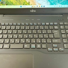 富士通 高性能 Corei7クワッドコア 16GB 新品大容量 マイクロン製SSD 1000GB 1TB Office2024 Windows11 フルHD 爆速の画像