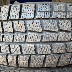 JMS１０５　🌟タイヤ安く譲ります🌟中古スタッドレスタイヤ🚗１９５/６５R１５の画像