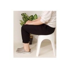 ニトリ　裏面も洗いやすい抗菌風呂いす　35cmの画像