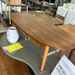 家具	【リユ-スのサカイ広島石内店】ジモティ割！丸テーブル/クリ-ニング済み/HG-7045/広島市 家具　佐伯区 家具　南区 家具　西区 家具　東区 家具　中区 家具　安佐南区 家具　安佐北区 家具　安芸区 家具　府中町 家具　海田町 家具　熊野町 家具　坂町 家具　廿日市市 家具の画像