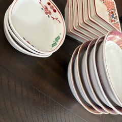 食器の画像