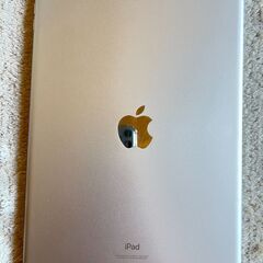 iPad 第９世代 10.2インチA2602 Wi-Fi silver ６４GB  バッテリー１００%　 引取専用の画像