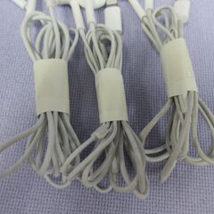 ( M-823 )iPhone用 イヤホン ３個まとめて まとめ売り 中古 動作確認済みの画像