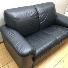  IKEA イケア TIMSFORS ティムスフォルス 本革 レザーソファ ブラック 2人掛け ソファー 北欧家具 高級感 【糸島市内 送料無料】88252-1-010の画像