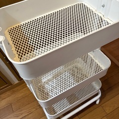 【取引済み】スチールワゴンの画像