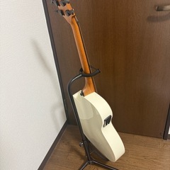アコースティックギターの画像