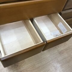 ★リユースのサカイ春日部店★KJ11521  鍵付き7段チェスト ブラウン H144×W70×D45 クリーニング済みの画像