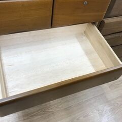 ★リユースのサカイ春日部店★KJ11521  鍵付き7段チェスト ブラウン H144×W70×D45 クリーニング済みの画像