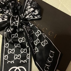 GUCCIのシュシュセットの画像